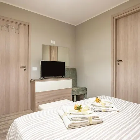 度假居 Dama 奇斯泰尼诺